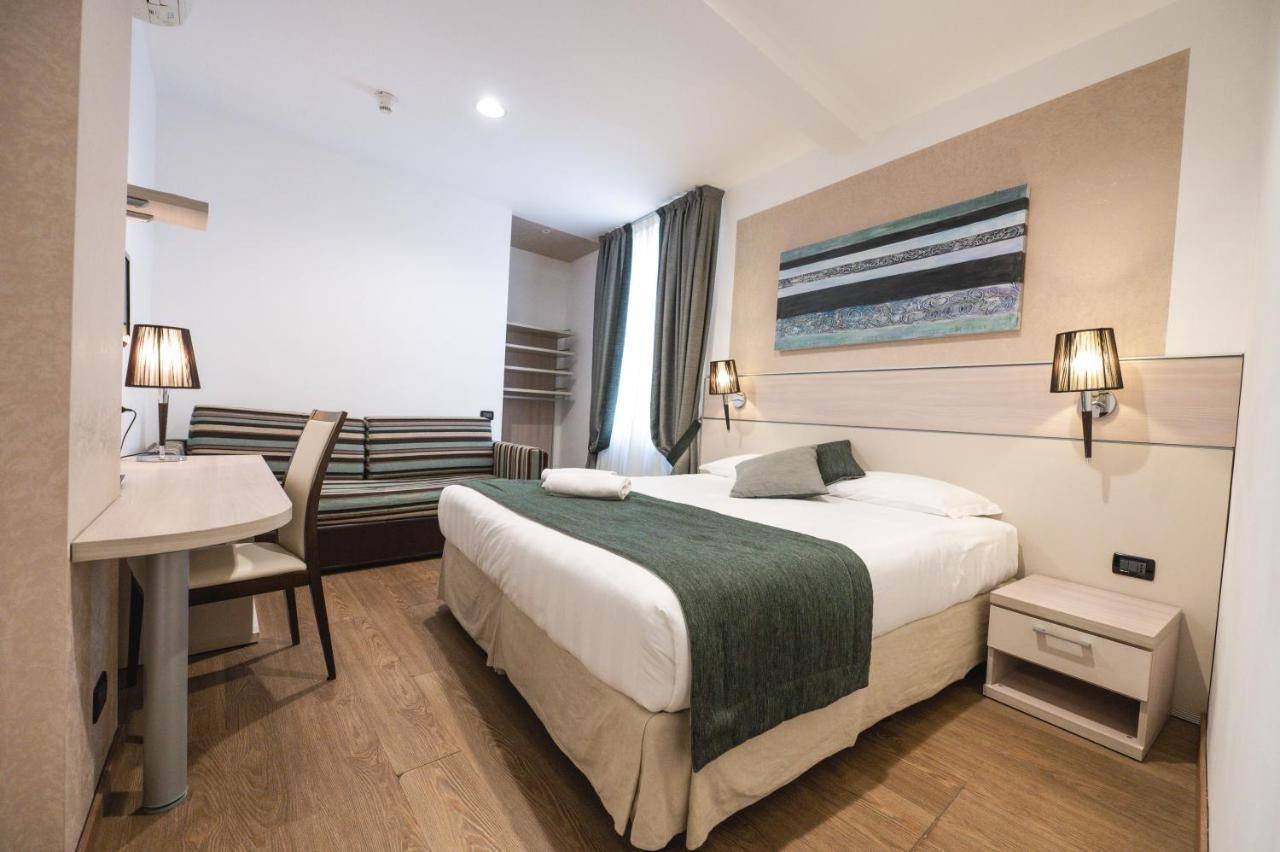Coccodrillo Hotel & Apartments Варацце Экстерьер фото