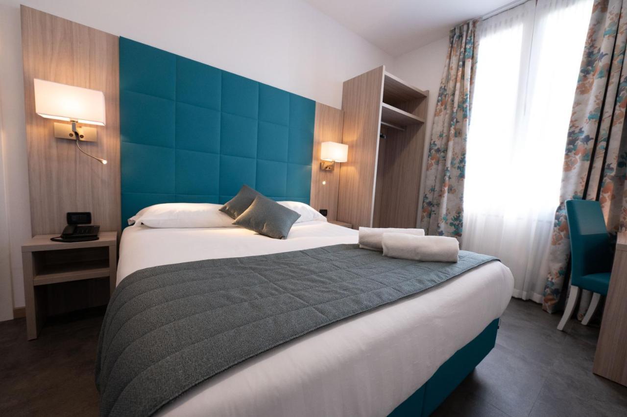 Coccodrillo Hotel & Apartments Варацце Экстерьер фото