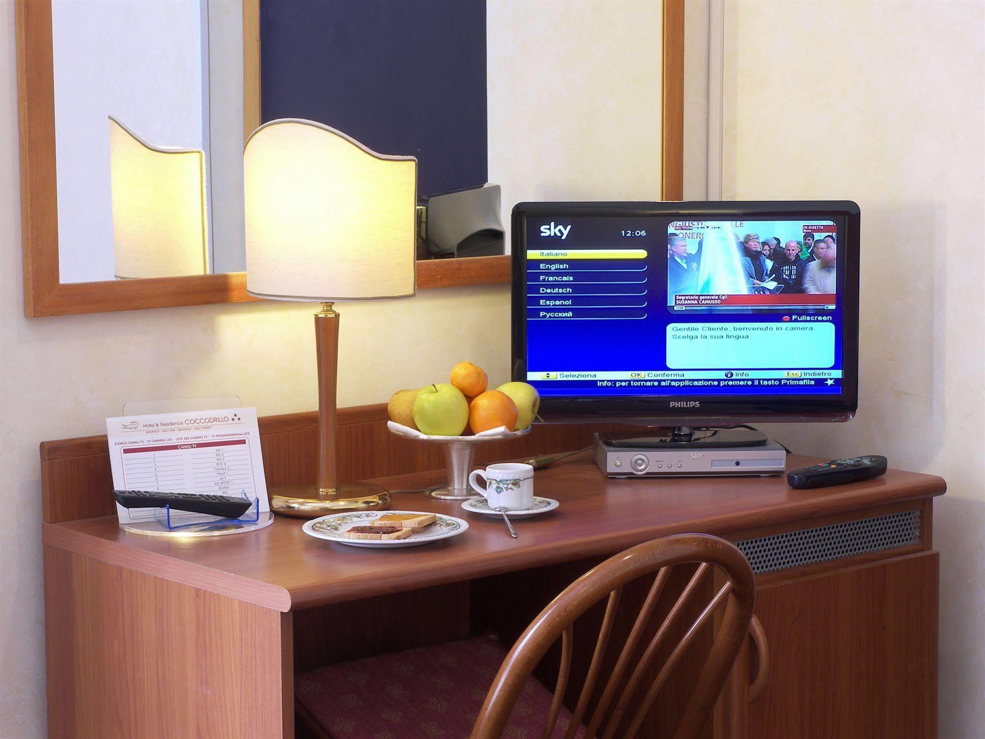 Coccodrillo Hotel & Apartments Варацце Экстерьер фото